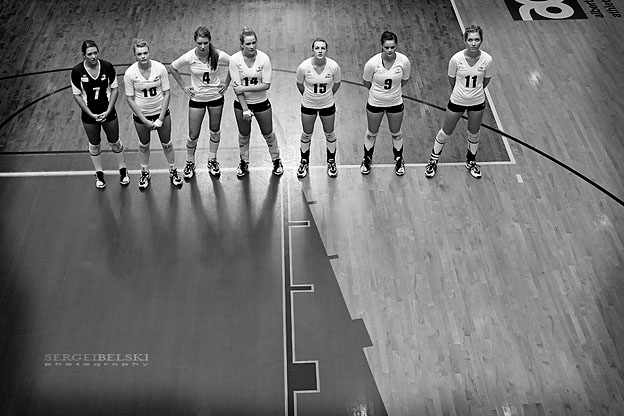calgary sports photographer mount royal university volleyball photo