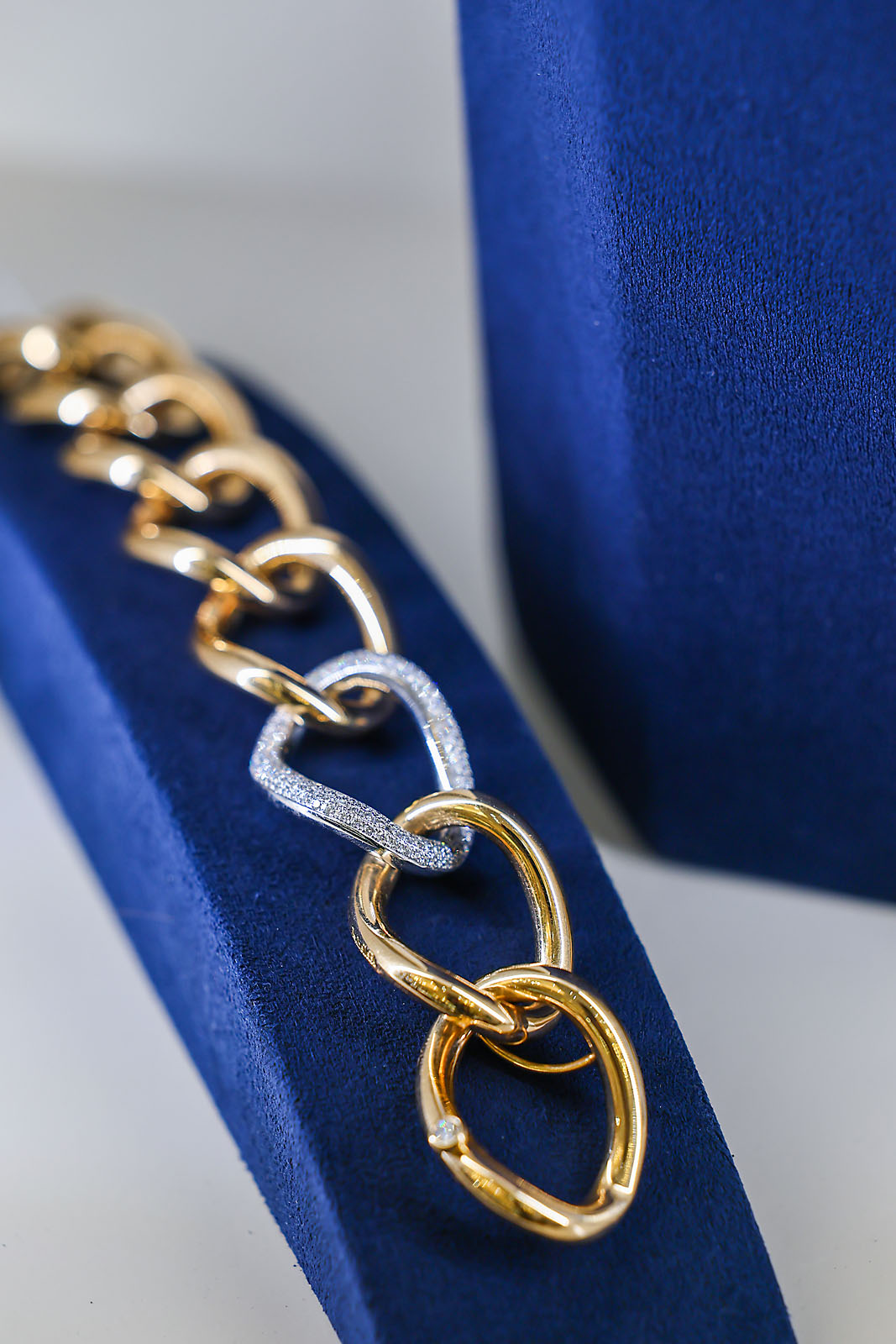 J. Vair Jewellers event photographer sergei belski photo